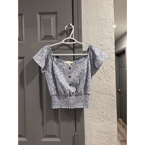Monteau Los Angeles Tops - Monteau Los Angeles Blue Floral Cropped Flutter Short Sleeve Square Neck Blouse…